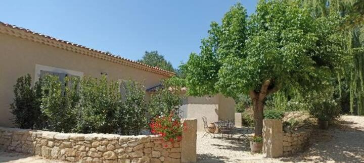 Bastide Provencale Villa Кадене Екстериор снимка